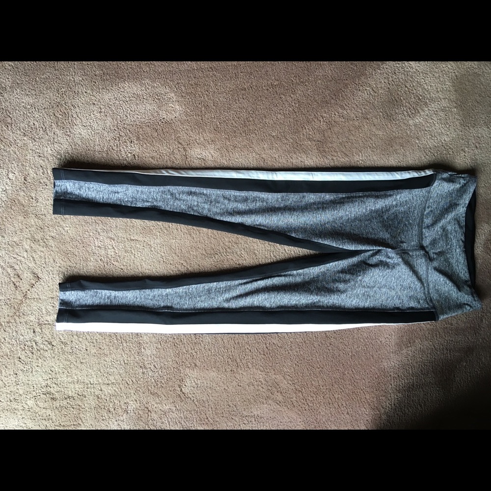 Victoria’s Secret “Pink” grey workout leggings.